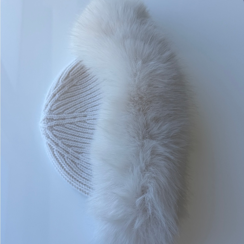Alo Cashmere Faux Fur Beanie - Picture 5 of 7